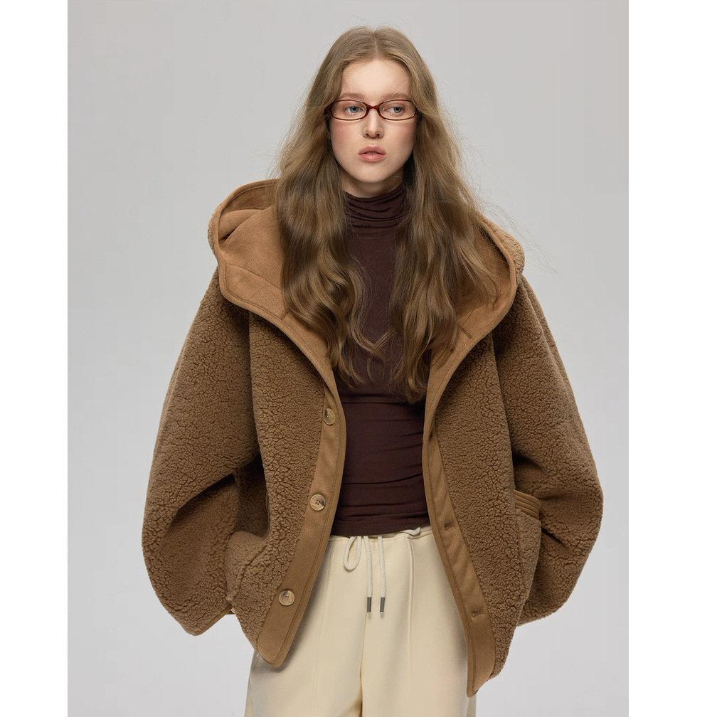 2026 A/W Women's Textured Lambswool Hooded Fur Coat