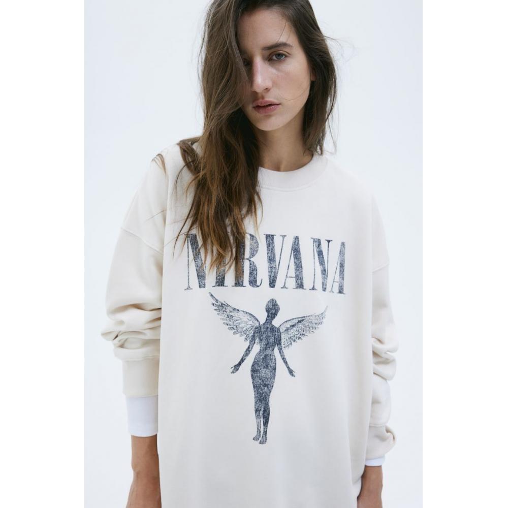 

Толстовка оверсайз HM кремового цвета Nirvana