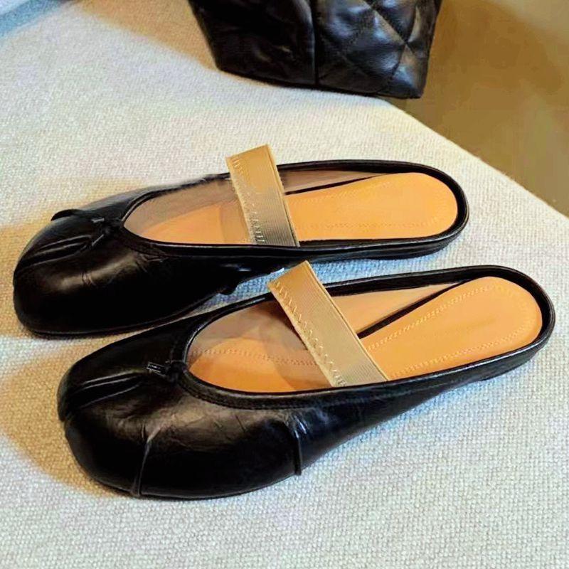 New fashionable shallow mouth soft bottom flat bottom with skirt pig's trotters split toe single shoes