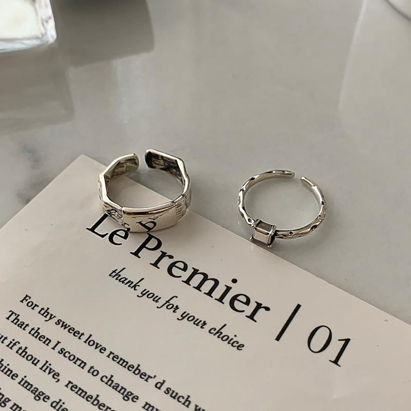 Stylish 925 Silver Ring For Women Minimalist Smooth Surface Square Geometric Shape