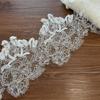 Krajka s vyšívaným zoubkovaným okrajem 1 yard Rybí hedvábná krajka Ruční práce Prolamovaná krajka Svatba