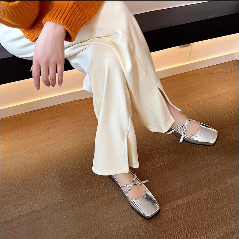 

Настоящая мягкая кожа французские ретро балетки женские 2025 новые четырехсезонные туфли Мэри Джейн с перекрестным ремнем квадратной формы с двойным ремнем одинарные туфли 35 чёрный