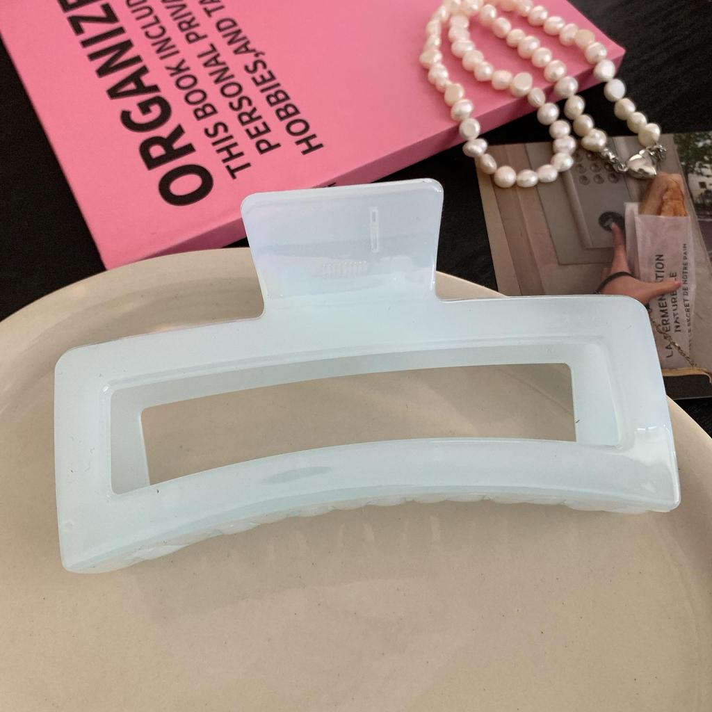 Blue Summer Hair Shark Clip - Simple, Fresh Style Beige Accessory