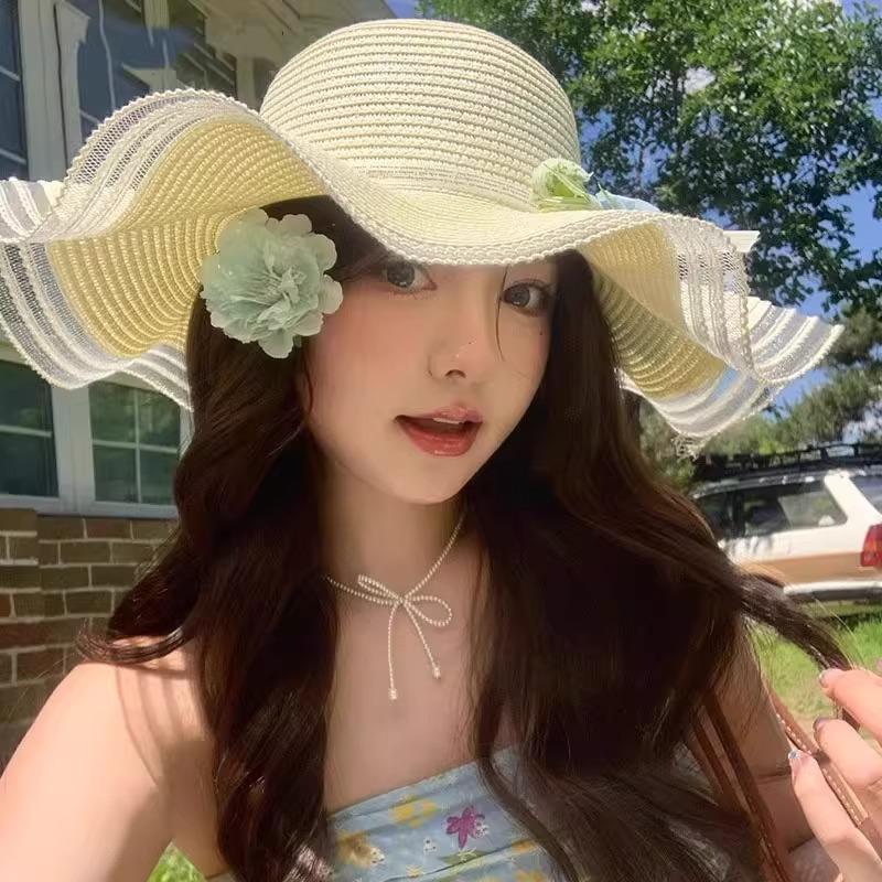 Women's Summer 2025 Wide Brim Beach Straw Hat - New Style Sun Hat