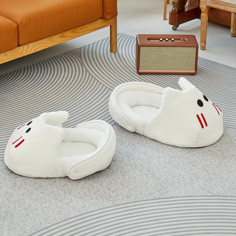 Winterwarmer Hausschuh-Stil Katzenbett Gemütliches Plüsch-Haustierhaus für Wohnungskatzen Weiche Bequeme Haustiermatte mit Rutschfestem Boden