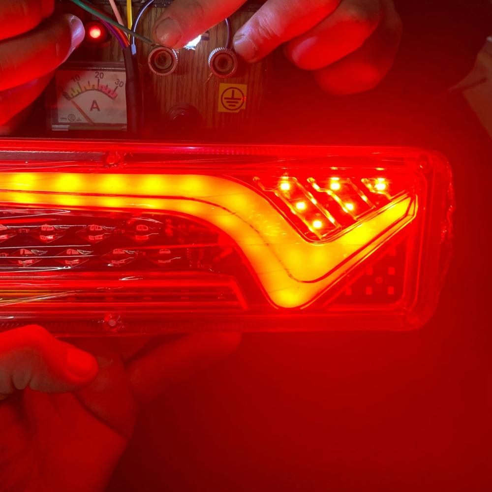 2 x Truck Trailer Taillights 12V 24V Tractor Light LED Rear Flashlight For Trailer Caravan Tail Light Running Turn Signal 30cm