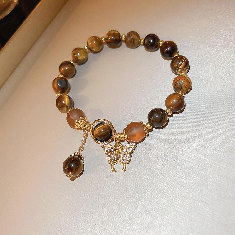 Vintage French Style T-Shaped Pearl Buckle Heart Bracelet for Women