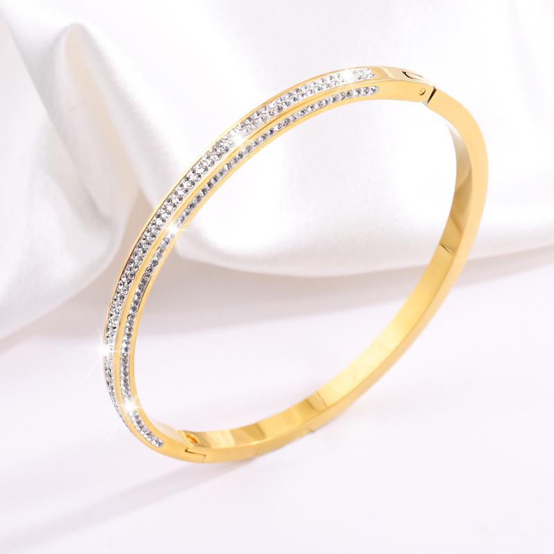 Starry Sky Silver Titanium Steel Bracelet for Women - High-End, Versatile, Full Diamond, Non-Fading Fashion Accessory