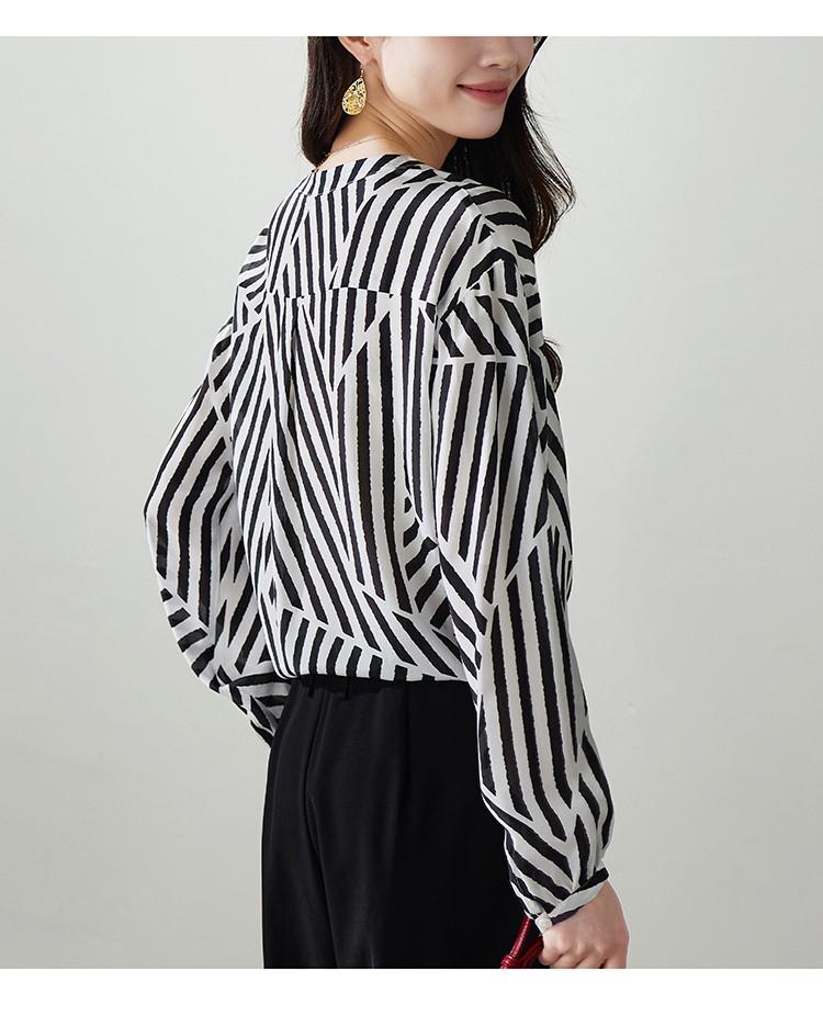 100% mulberry silk striped printed shirt for women's 2026 spring commuting versatile round neck long sleeved silk top
