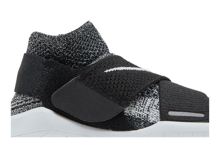 Men's Sneakers Nike Free RN Motion Flyknit 2018 Oreo Black/White
