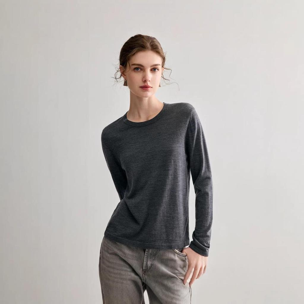 Yangzi Zhang Women's Versatile Fine Knit Wool Sweater - Loose Fit, Round Neck, Long Sleeve