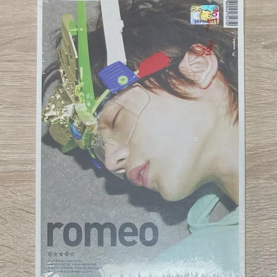 

SHINee Romeo Запечатанный компакт-диск Продать