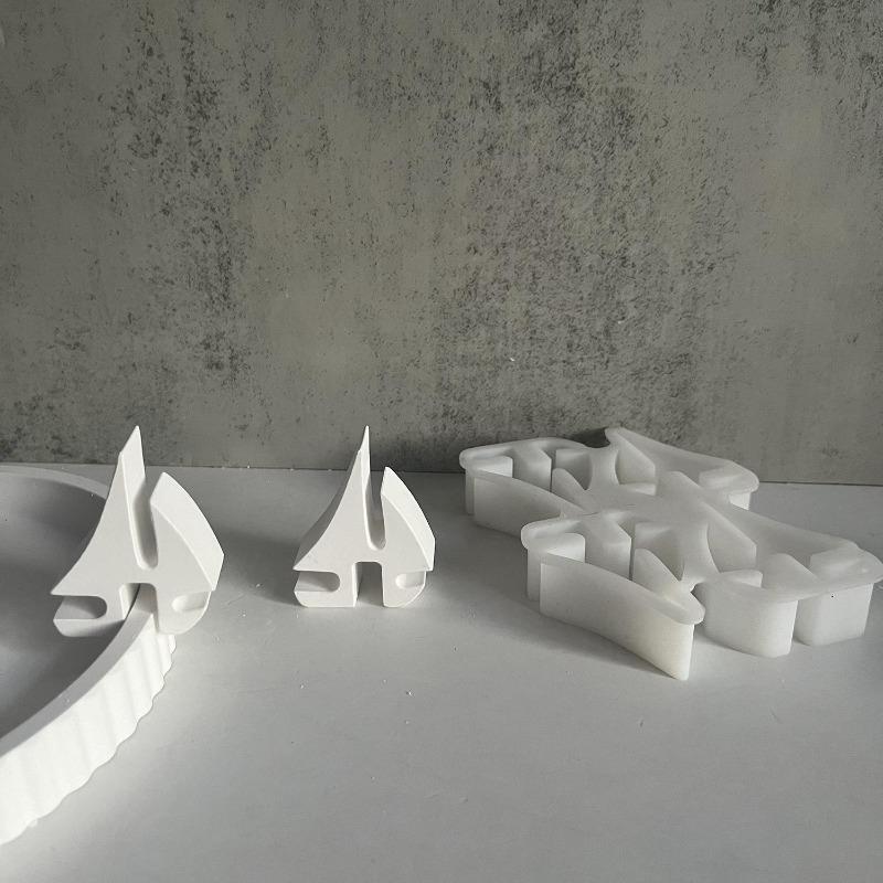 DIY 4 Sailboat Plug-in Candlestick Decoration Silicone Mold Handmade Boat Plaster Drop Glue Mold Home Tabletop Decoration Gift