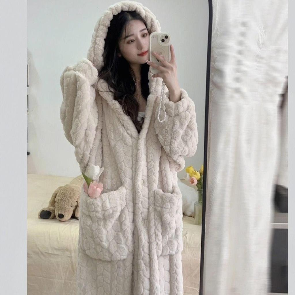 Women's Flannel Pajamas & Robe Set - Coral Fleece, Long, Cute Korean Style for Autumn & Winter Homewear.