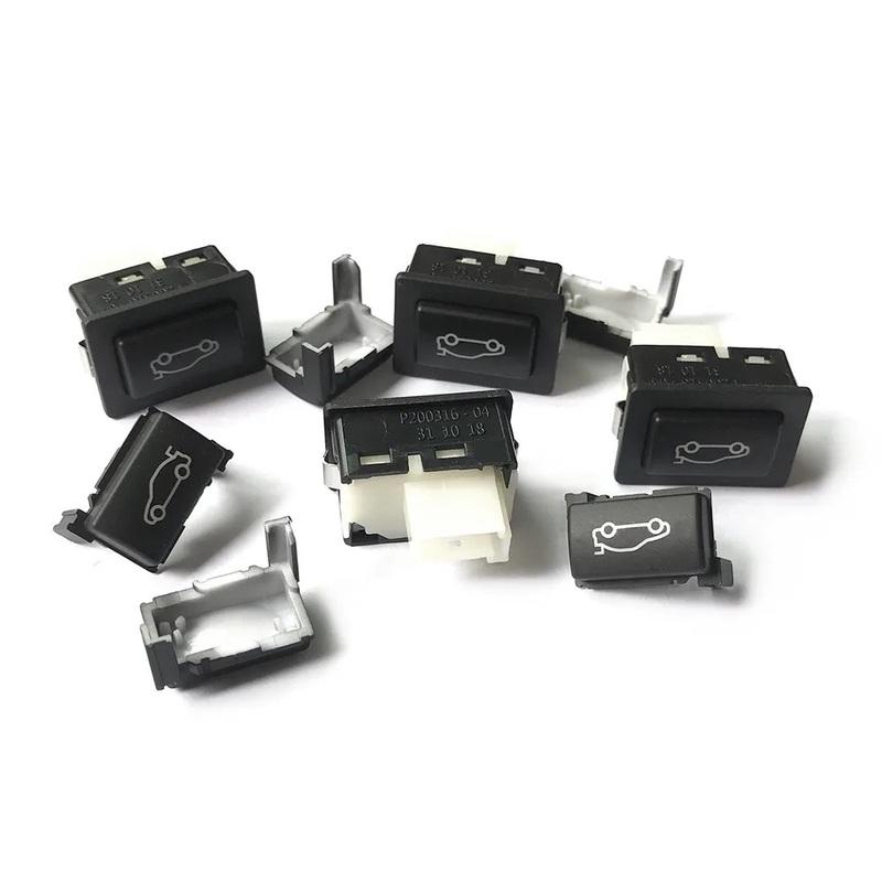 E81 E82 F22 F23 E90 F30 F32 E60 F10 F11 F01 E84 F25 E89 Rear Trunk Tailgate Unlock Boot Push Button Release Switch For BMW