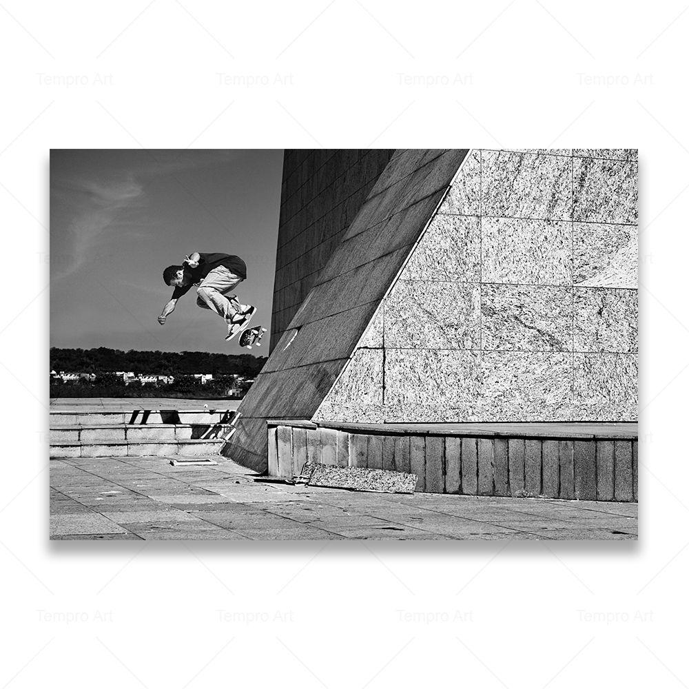 Skateboarding Extreme Sports Posters Prints Black White Photo Canvas Painting Wall Art Pictures Room Decor Skateboard Lover Gift