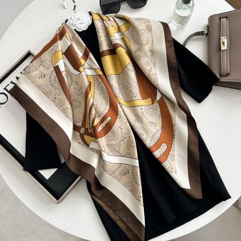 

Печатный буквенный высококачественный искусственный шелк женский твил шелковый декоративный женский шелковый шарф 90cm