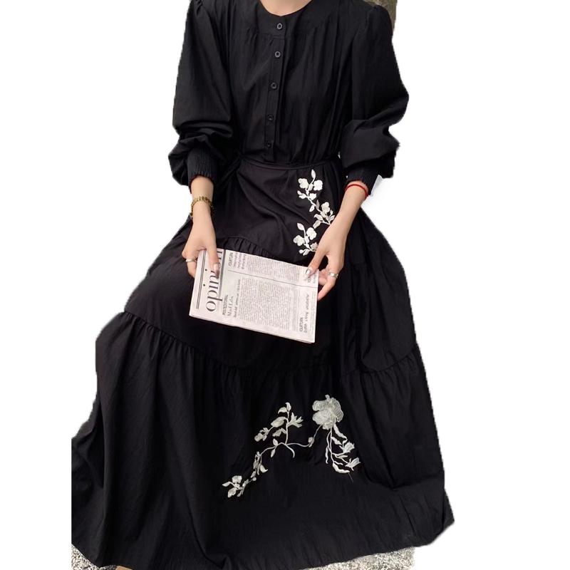 Jarní a podzimní nové etnické vyšívané šaty pro ženy volné šaty do A