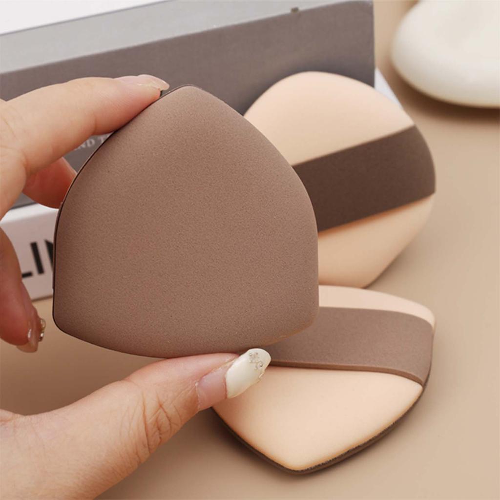 Dreieckiges Design Schwamm Puderquaste Doppelseitig Nass- und Trockenanwendung Kosmetikquaste Gleichmäßiges Auftragen von Foundation Leicht zu Reinigen Make-up Werkzeuge