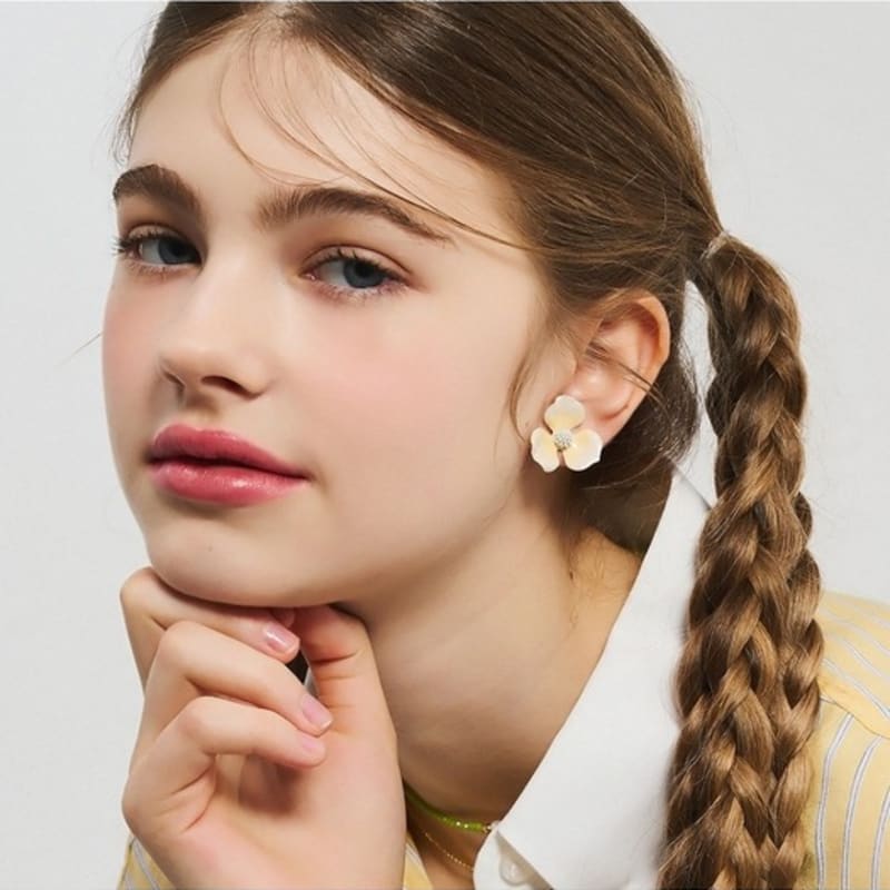 Dana Burton Laurel Flower Earrings