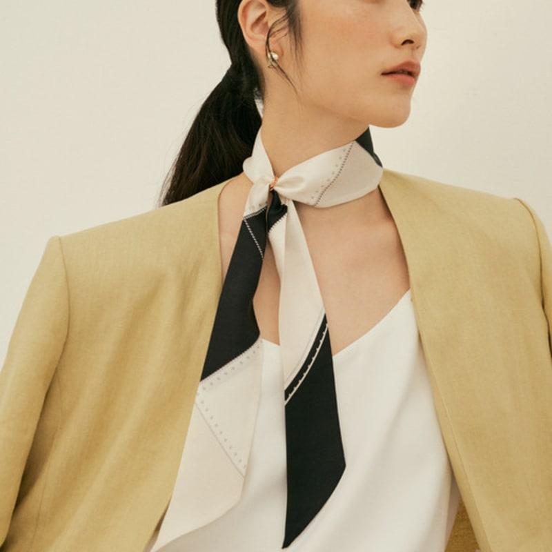 

Saint Luxure Simple Two-Tone Twilly Prim SL22SSTPR 2.BLACK(+GIFT PACKAGE) (3,000 won)