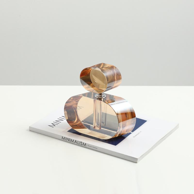 European Crystal Glass Perfume Bottle Exquisite Geometric Storage Jar Decoration Hotel Bedroom Dresser Crystal Perfume Bottle