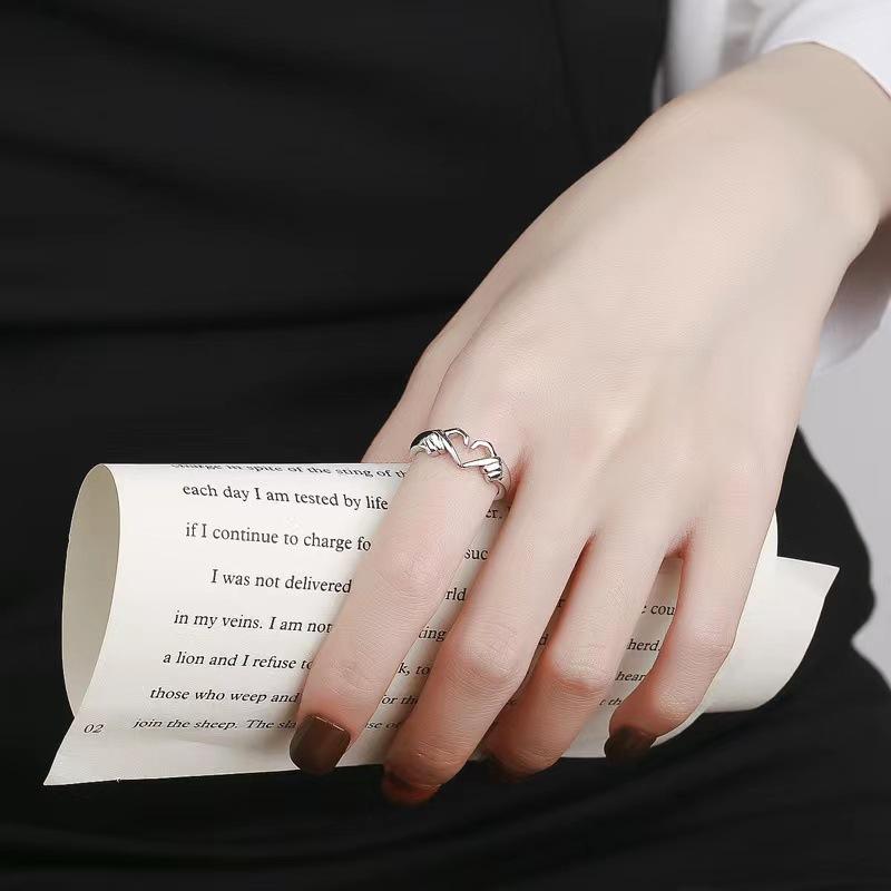 Promise Two Hands Love Heart Couple Ring for Women Romantic I Love You Forever Carved Lettering Ring Unique Friendship Jewelry