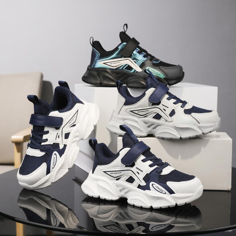 Boys' sports shoes 2025 spring and autumn new mesh breathable medium and large children's boys soft-soled non-slip running shoes children