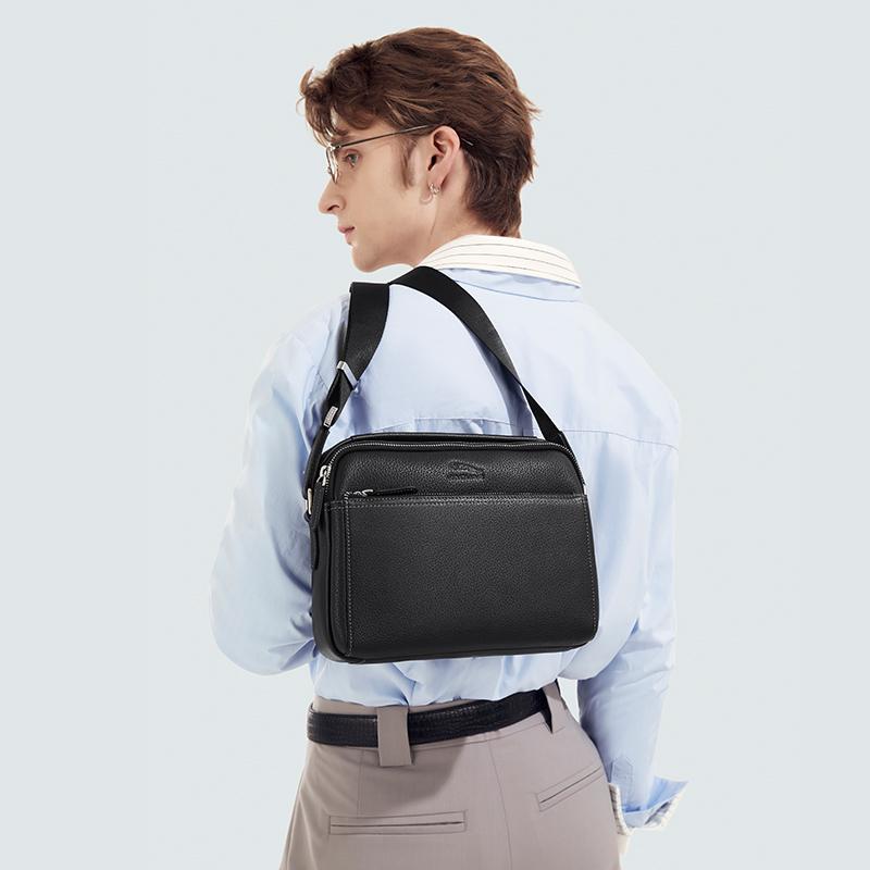 New JAGUAR Cow Leather Crossbody Bags Shoulder Bags Regular Men's Black JX1230273101