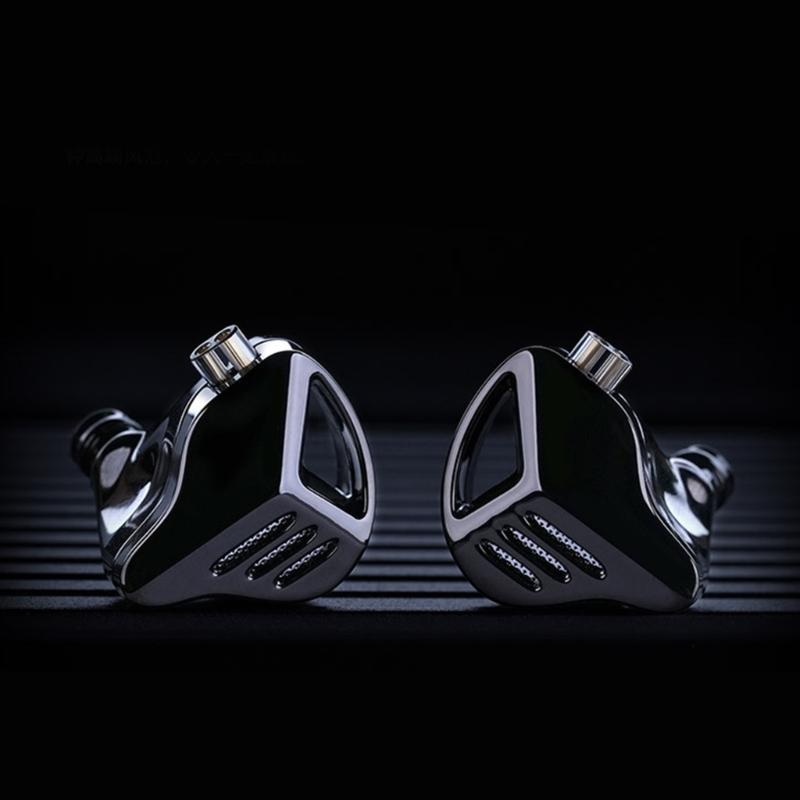Premium Wire Earbuds in Ear Earphone Featuring Magnetic Dynamic Driver &Detachable Cable For Professional Musicians Gamers
