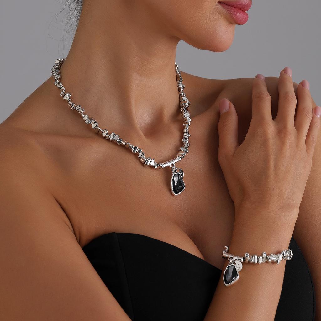 Elegante e elegante preto facetado zircão colar tira cor pulseira glitter pingente colar conjunto de jóias para mulher