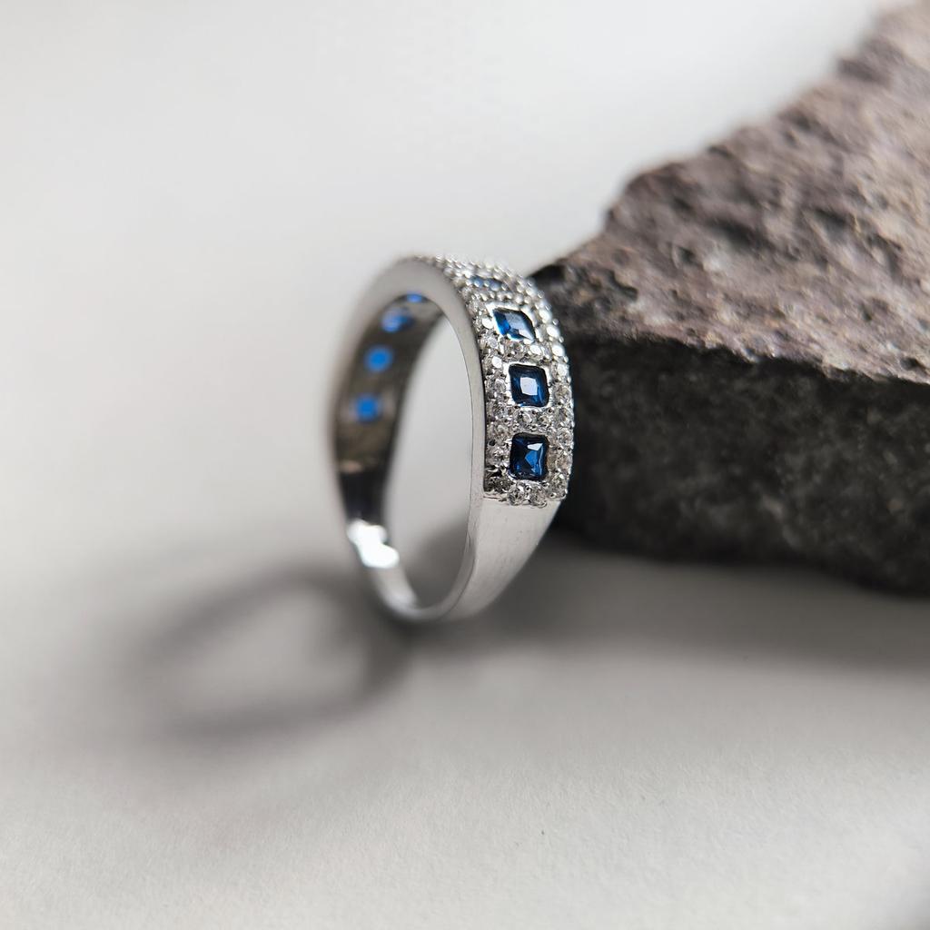Серебряное кольцо с сапфиром nano 1.213ct, вес изделия 3,41 гр (2203728)