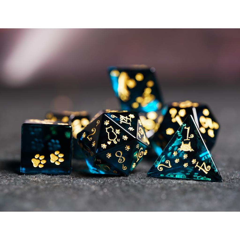 Color blue crystal cat theme COC running group dice dnd dice Cthulhu running group D20 group 20-sided dice