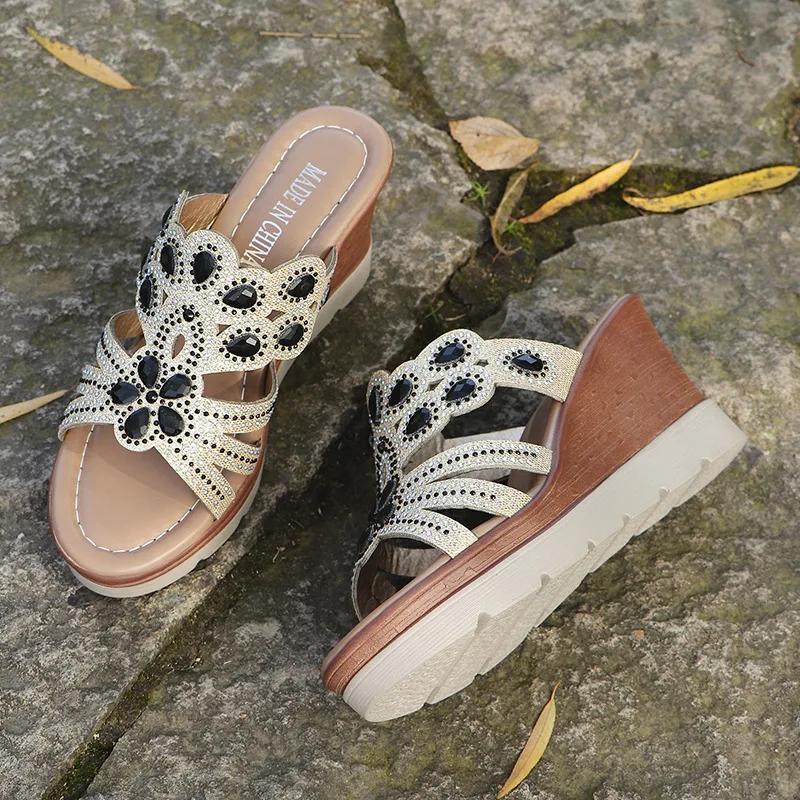 Fashion Women's Sandals 2025 Ladies Bohemian Slides Women Slippers Sandalias Summer Crystal Shoes Peep Toe Flats Zapatos De Mujer