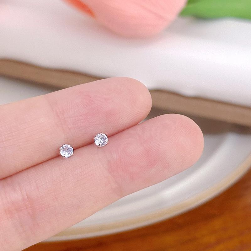 Elegant Mini Zircon Earrings: Fresh, Sweet, Lightweight Luxury Ear Bone Studs for Women.