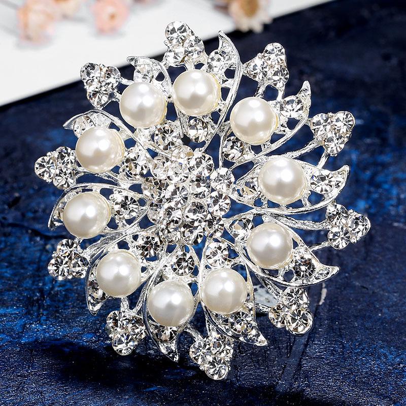 SKEDS Women Girls Elegnat High-end Flower Pearl Crystal Brooch Pin Fashion Exquisite Party Banquet Badges Corsages For Lady