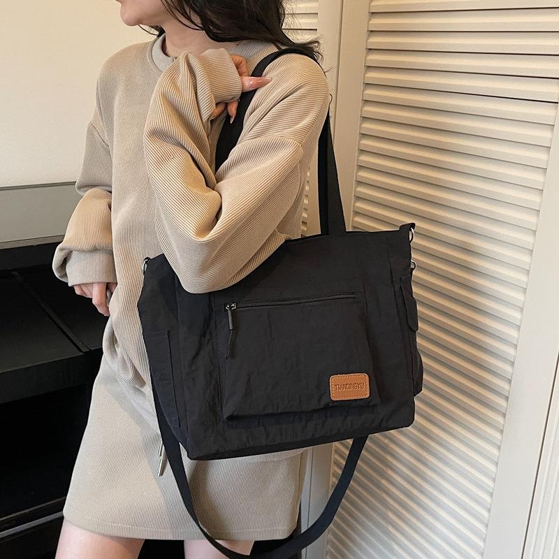 Nylon Tote Bag Women Casual Shoulder Bag with Zipper Pocket for Daily Use