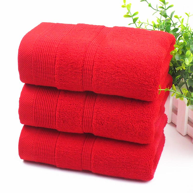 Dickes Rotes Handtuch aus Reiner Baumwolle - Farbecht, Individuelle Stickerei möglich, Ideal zum Verschenken