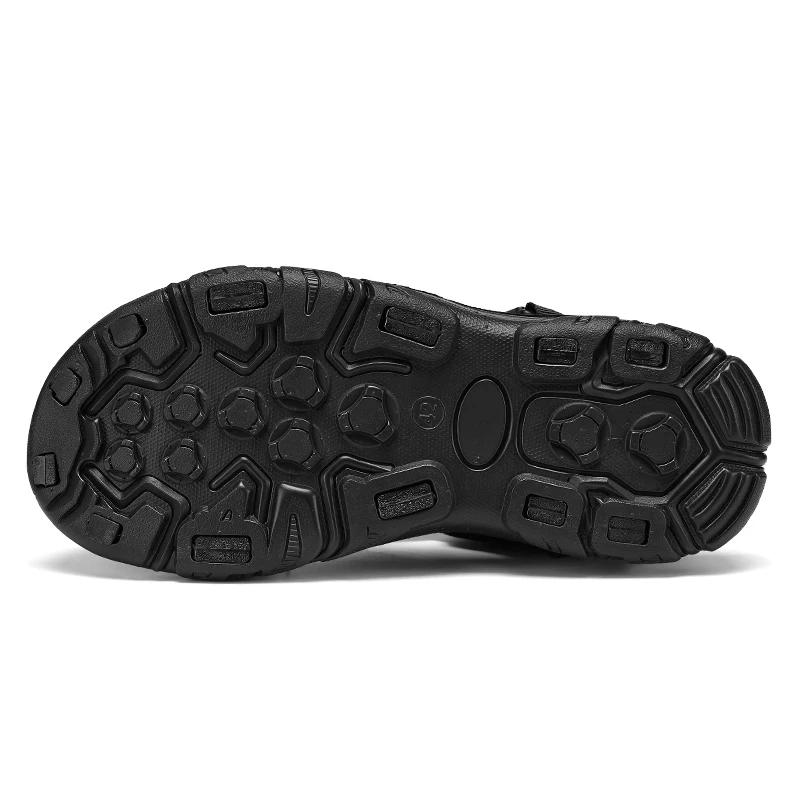 Fashion Men's Classic Anti Slip Baotou Slippers Comfortable and Casual Outdoor Beach Shoes Fashionable and Comfortable Men's Sandals