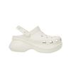 Classic Bae Clog Branco (Mulheres) Tênis Feminino 206302-100