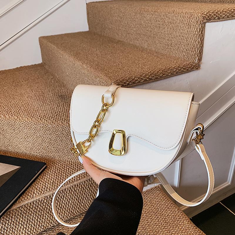 

Нишевая цепочка сумка подмышку женская новая модная универсальная высококлассная сумка-седло ретро сумка-мессенджер белый