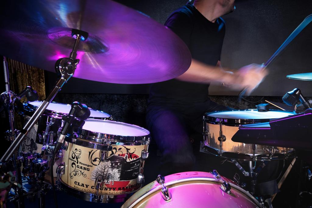 Shure NXN6 Nexadyne 6 Supercardioid Dynamic Drum Microphone Virtually No EQ Clear Perfect for Live Stage and Tom/Snare (NXN6-J) Unidirectional, XLR,