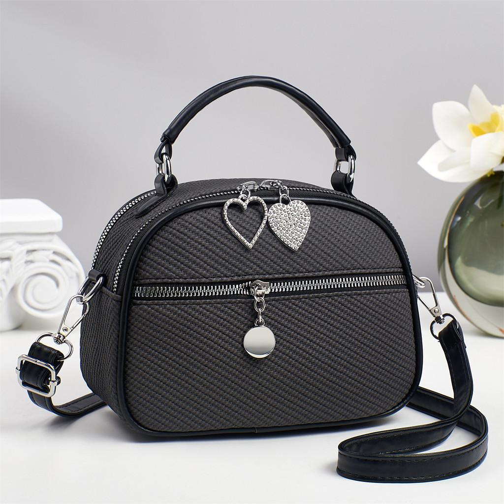Female Fashion Tote Bag With Pu Material And Zipper Closure For Daily Use
