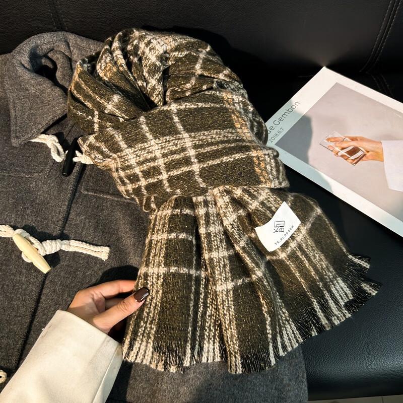 Women s Graphene Heated Plaid Scarf & Shawl