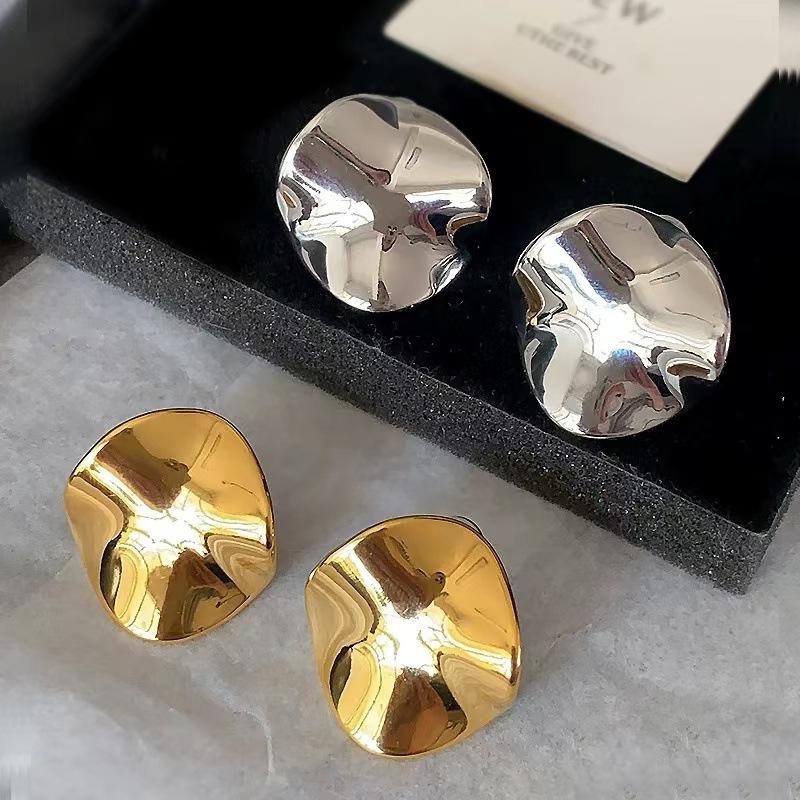Irregular Metal Round Stud Earrings European and American Exaggerated Earrings Temperament Earrings