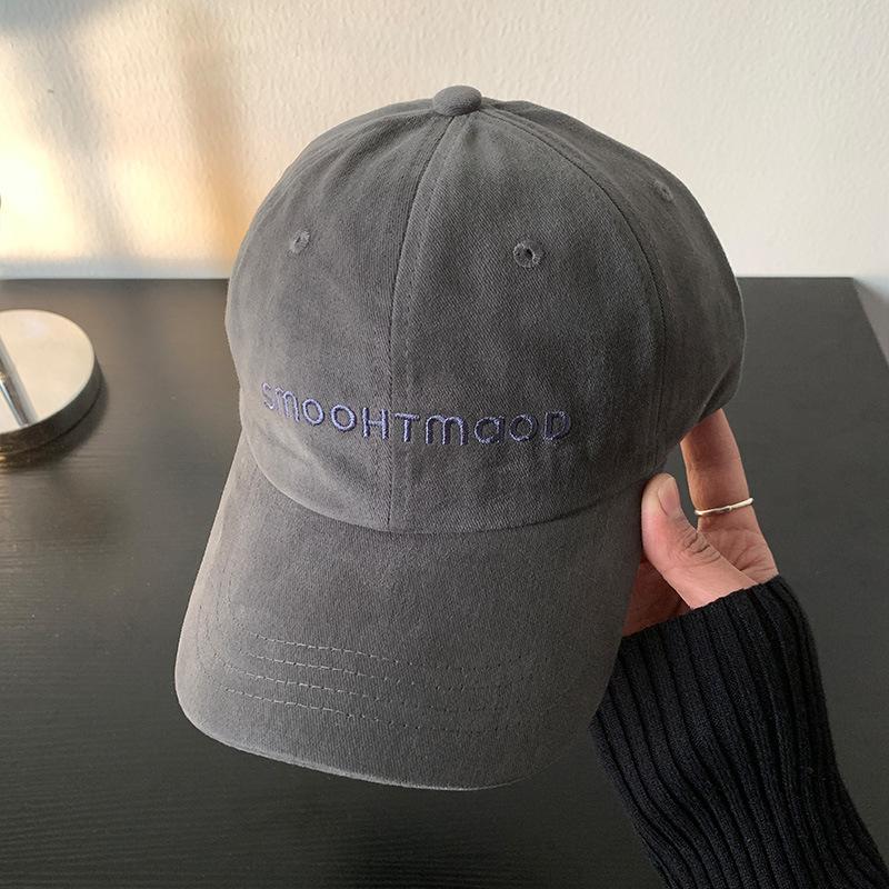 The New Korean Style Face Showing Small Cap with Letter Embroidered Blue Baseball Cap for Women In Spring Is A Trendy High Quality Baseball Cap