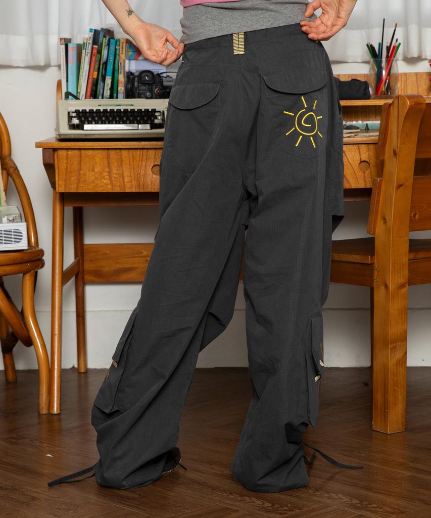 RuNaKi'Hu' Wxp002 Sunflower Cargo Pants (Black)