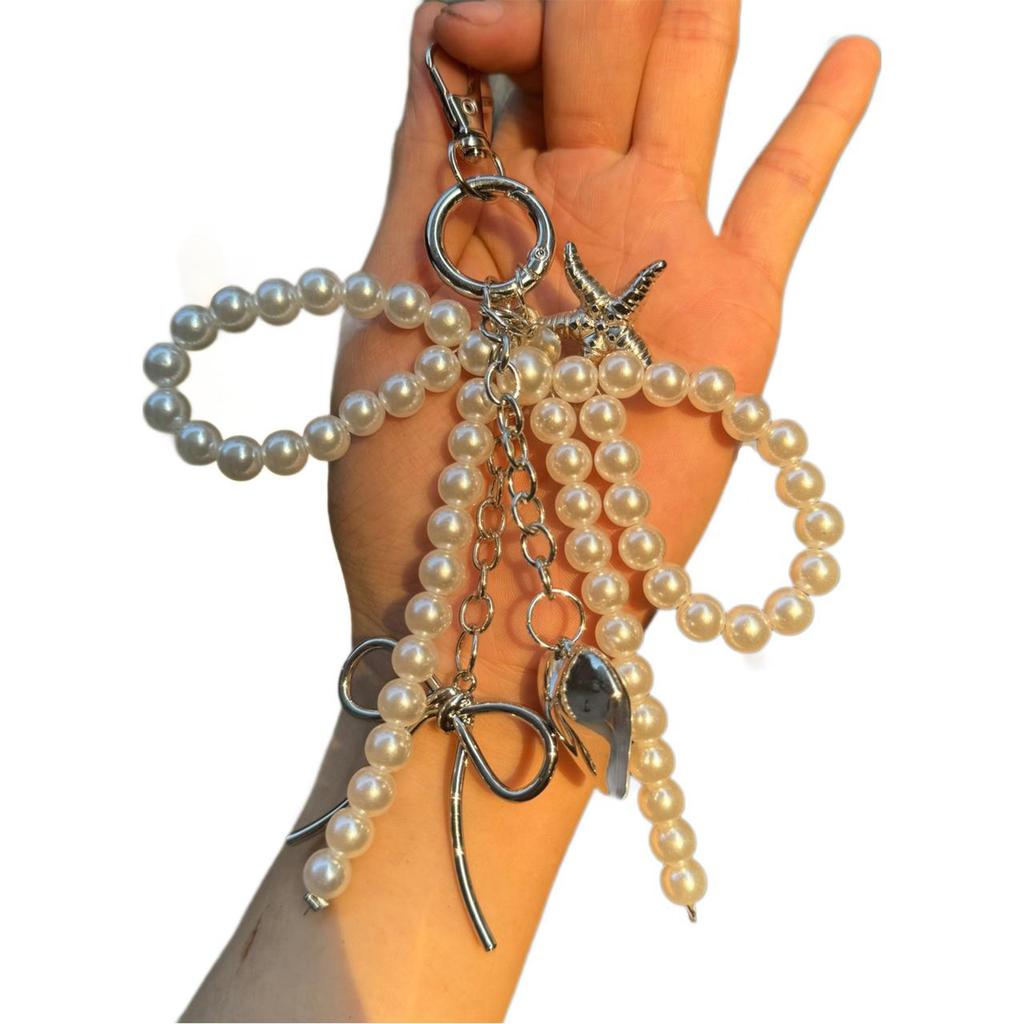 Elegant Pearls Bowknot Keychain Charms Fashion Pearls Bowknot Keychain for Women Exquisite Beaded Keyring Accessories