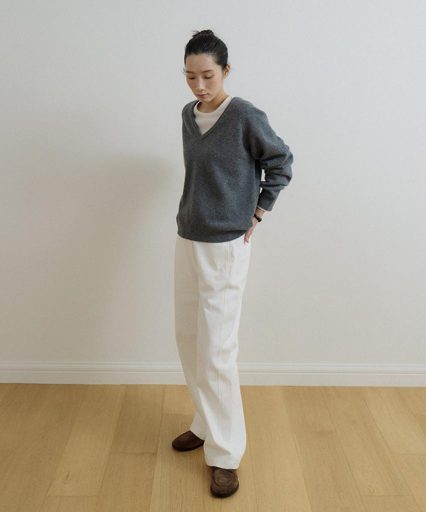 LINGSEOUL Deep V-Neck Wool Knit-Gray