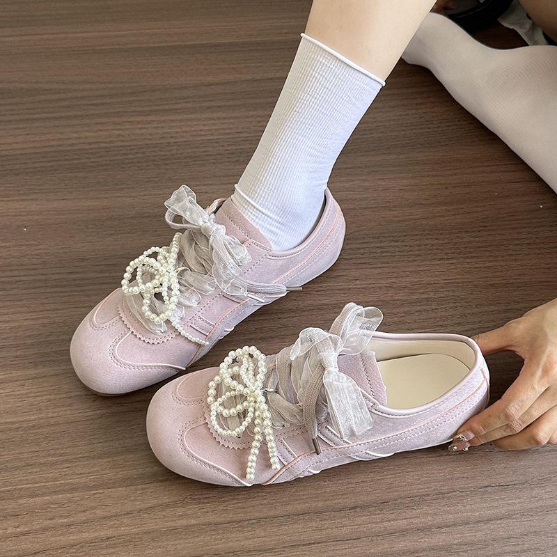Korean pearl lace German training shoes women's summer 2025 new fashion versatile and comfortable sports and leisure white shoes